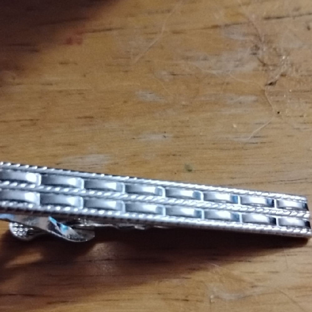 Elegant Silver Tie Clip